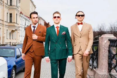 Двубортный костюм по выгодной цене — Жми! — SuitExpert - продажа костюмов и  пальто из европейских тканей с подгонкой по фигуре