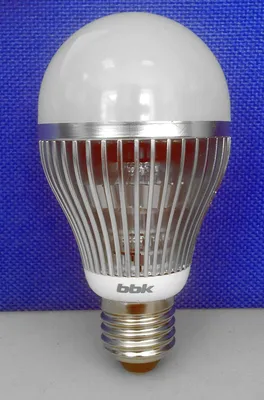 Светодиодная лампа — Википедия