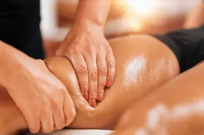 massage_revitalise_kharkov - ЗАЧЕМ МУЖЧИНЕ РЕЛАКС МАССАЖ? 💪 Релакс массаж  - это быстрый качественный отдых👍 . . В момент, когда нужно мобилизовать  силы и работать с двойной силой, когда нет времени на отдых