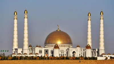 Самые известные мечети мира и самые большие мечети стран СНГ