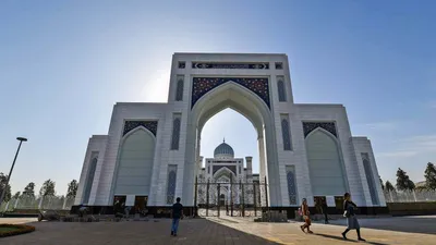 Все о посещении одной из самых больших и роскошных мечетей мира – мечеть  шейха Зайда | 2X2TRIP | Дзен