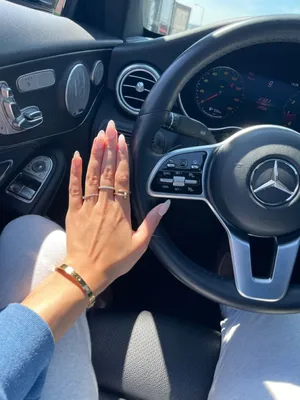 Mercedes | Автомобиль для девушки, Роскошный автомобиль, Роскошные  автомобили