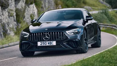 The New Mercedes-AMG GT Is Punching at the Porsche 911 – Robb Report