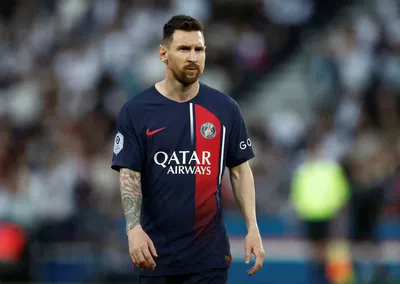Lionel Messi Career Earnings to Reach $1.6B With Miami MLS Deal –  Sportico.com