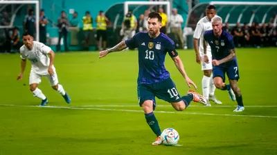 Lionel Messi free kick leads Argentina to victory over Ecuador in opening  World Cup qualifier | CNN