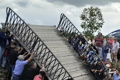 Вошли в воду»: как идёт строительство дублёров двухъярусного моста в  Калининграде