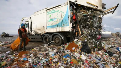 Сортировка мусора спасет планету! |