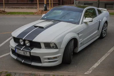 Ford Mustang 🐎 оклейка по дизайн-макету в виниловую пленку SunMax