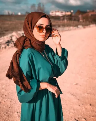Пин от пользователя Roma Ibrahim 💜 на доске Hijab | Мусульманские девушки,  Мусульманки, Женские длинные платья
