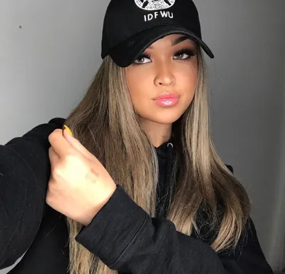 Девушка хулиганка на аву - фото и картинки abrakadabra.fun