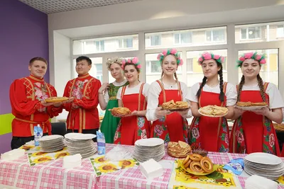 На Масленицу к Бабусе Ягусе Калязинской (с развеселой блинно-масленичной  программой в Яговой резиденции, оригинальным мастер-классом, праздничным  обедом и дегустацией фирменных наливок от Ягуси) - Тверская область