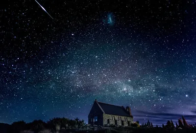 Астрофотография ночного неба в Tekapo Новой Зеландии озера Стоковое Фото -  изображение насчитывающей небо, гора: 205319170