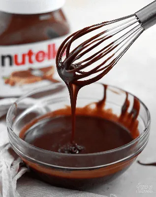 Is Nutella Vegan? How to Get Creamy, Nutty Chocolate Goodness Without the  Dairy | VegNews