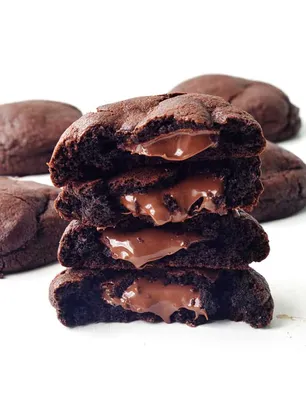 3 Ingredient No Bake Nutella Cookies - Kirbie's Cravings