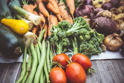 Пластиковые» овощи: 5 мифов о еде и витаминах