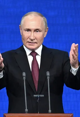 Такое время, когда нужно принимать решение»: Путин объявил, что будет  баллотироваться на пост президента России — РТ на русском