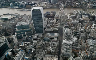 Песков назвал Лондон «оазисом для преступников» — РБК