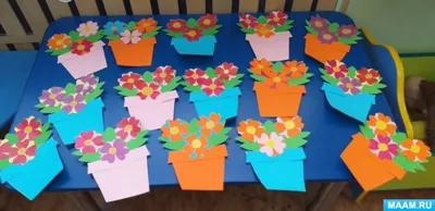 Фотоотчет «Как мы своими руками делали открытки для мам к 8 Марта» с детьми  средней группы (1 фото). Воспитателям детских садов, школьным учителям и  педагогам - Маам.ру