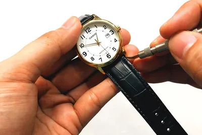 Современные часы с часами и минутами Стоковое Фото - изображение  насчитывающей конструкция, кварц: 51264874