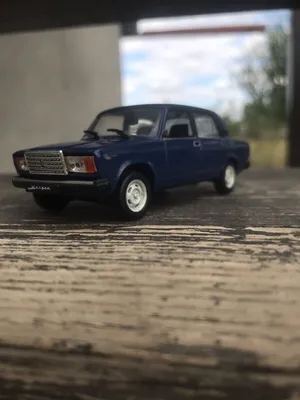 Diecast Soviet car Lada VAZ Lada 2107 ВАЗ 2107 Семёрка DeAGOSTINI 1/43  Scale | eBay