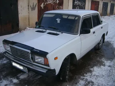 22-летнюю «семёрку» забыли в гараже на 12 лет и теперь продают за  полмиллиона рублей — Motor