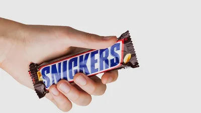 Батончик Mars Snickers White (LIMITED EDITION) - «Лимитированная версия  классической шоколадки. Сникерс \"Белый\". Мне не хватило вкуса и баланса» |  отзывы