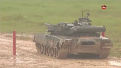 В Минобороны назвали причины переброски военной техники в Крым — РБК
