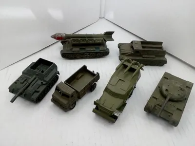 Модели военных автомобилей и кораблей, военная техника от ДеАгостини