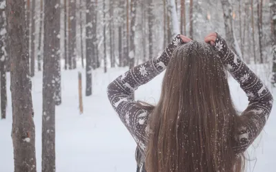 Женщина зимой со спины (49 фото) »