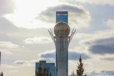 Президенты Казахстана и Франции провели переговоры в узком формате —  Официальный сайт Президента Республики Казахстан
