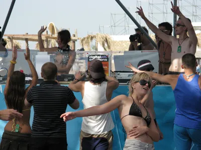 KaZantip 2011: Black Sea Paradise – Justin-Klein.com – Life of a Traveling  Programmer