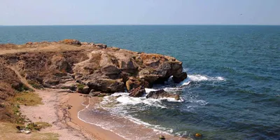 Казантипский природный заповедник. Вид на каменный хаос и Казантипский залив.  - Picture of Kazantypskiy State Nature Reserve, Shcholkine - Tripadvisor