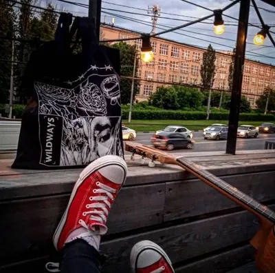 Кеды мужские Vans VEE3RED красные 35 RU - купить в Москве, цены на  Мегамаркет