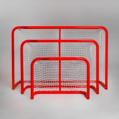 Хоккейные ворота на катке, …» — создано в Шедевруме
