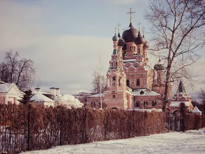 В селе Большой Батрас, где восстанавливают старинную церковь, возвели  зимний храм