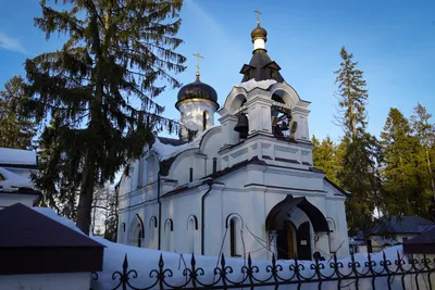 ТОлгский монастырь зимой Tolgsky monastery in Yaroslavl Stock Photo | Adobe  Stock