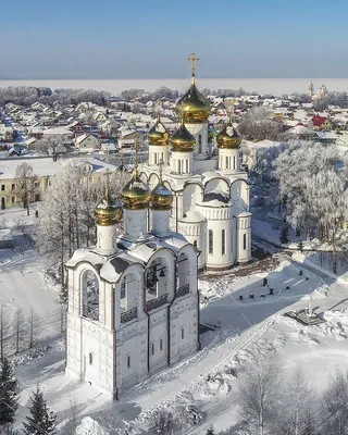Файл:Трубичино, храм сверху зимой (2) (cropped).jpg — Википедия