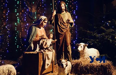 Православные христиане встречают Рождество Христово