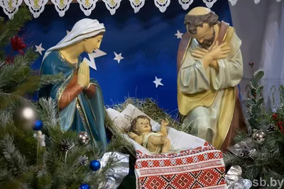 Христианский мир встретил Рождество Христово
