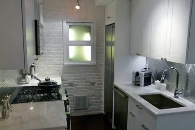 Маленькая кухня в стиле прованс: в малогабаритной квартире, особенности,  какой должна быть, угловая, оформление своими руками, в хрущевке, примеры с  фото, обои