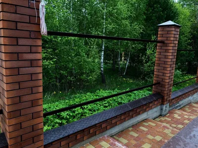 Кирпичные столбы для забора, выложить столб из кирпича по низкой цене в  Москве | Zabor-Plus