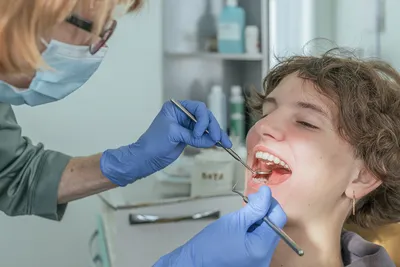 Киста зуба: чем опасна корневая киста, симптомы заболевания, лечение  воспаления, удаление в стоматологии