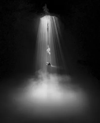 Красивые черно-белые фотографии от Хенгки Коентжоро (30 фото) » Триникси