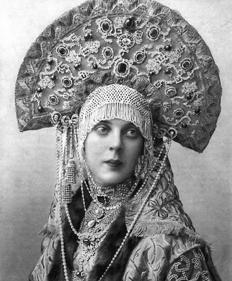 Что носили русские женщины под кокошником | Пикабу