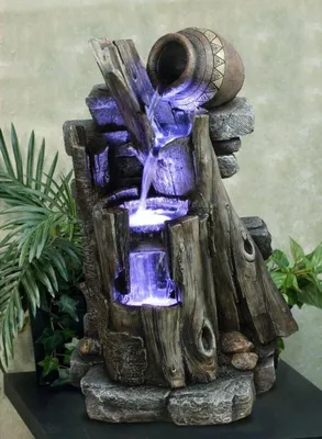 Домашний фонтан сада стоковое изображение. изображение насчитывающей время  - 43347091