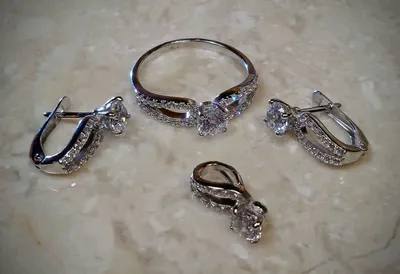 Комплект из серебра с золотыми напайками ажурный без камней (ID#715144811),  цена: 3626 ₴, купить на Prom.ua