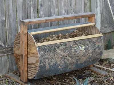 Как сделать компостер: делаем своими руками на даче из досок садовую  компостную яму для переработки органических отходов