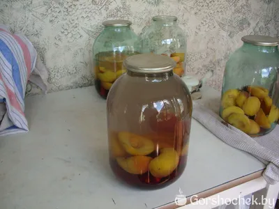 Компот из персиков на зиму - простой рецепт витаминного напитка - фото,  видео