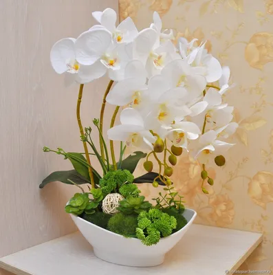 Композиция с орхидеями - заказать в интернет-магазине «La Bouquet»