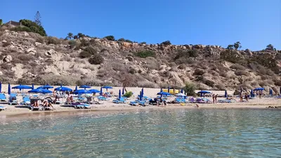 Пляж Коннос Бэй (Konnos Bay)